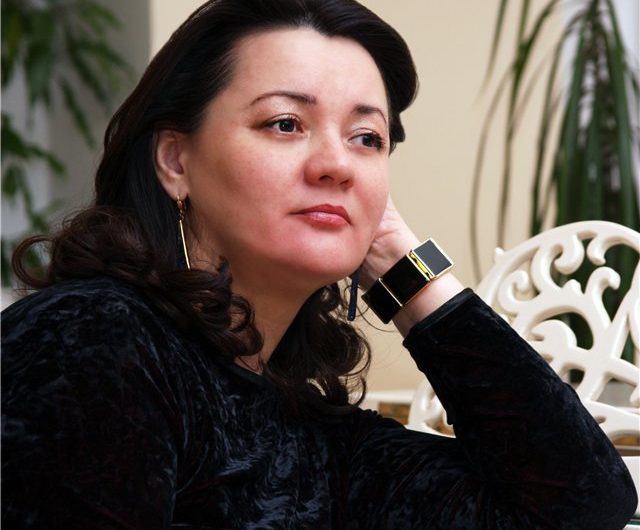 Лариса Шиянова