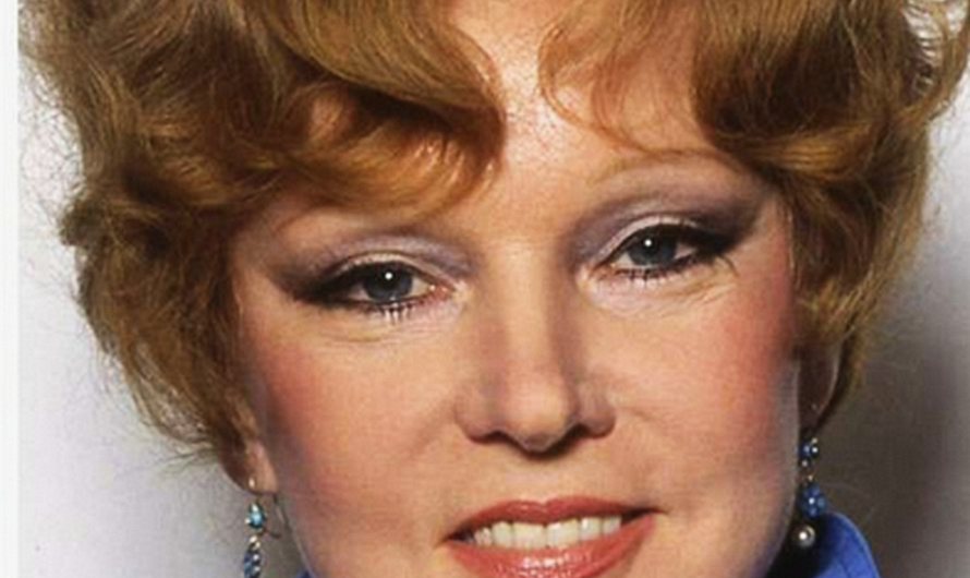 Стилист Сергей РЗАЕВ: «Я стою на остановке троллейбуса, а навстречу мне идёт Людмила Гурченко!»